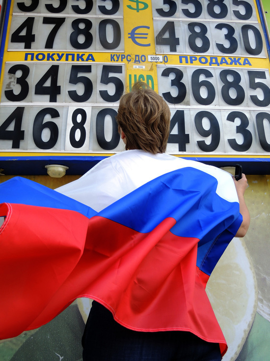 Низкие цены на нефть и санкции сказываются на жизни простых россиян