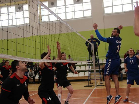 Спортсмены Ставропольской волейбольной лиги бились до «первой крови»