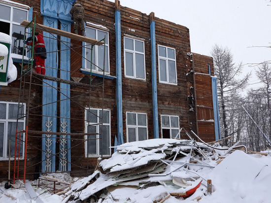 В Салехарде восстановят здание школы времен строительства «мертвой дороги»