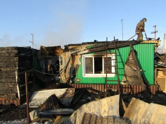 Скончался один из мужчин, спасённых из горящего дома в Мордовии Скончался один из мужчин, спасённых из горящего дома в Мордовии