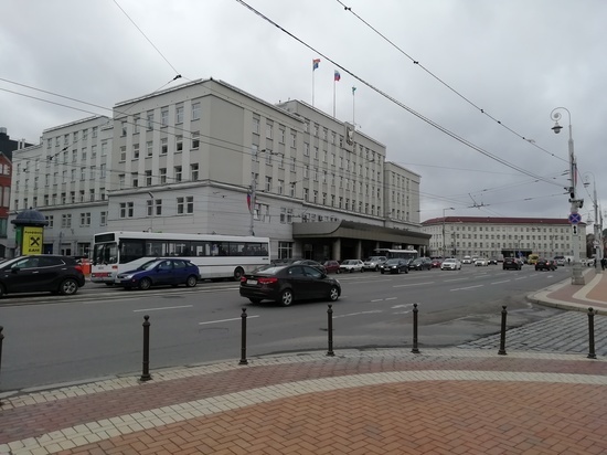 В Калининграде авторов объявлений, развешенных в неположенных местах, «достали» автодозвоном