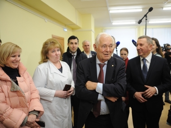 Леонид Рошаль посетил поликлинику Центральной больницы в Ярославле