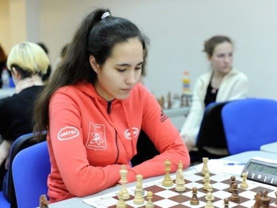 Обнинская шахматистка держала лидерство шесть туров первенства ЦФО