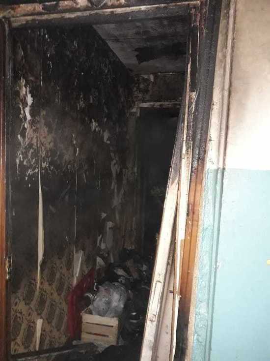 Из горящей ульяновской пятиэтажки эвакуировали 12 детей