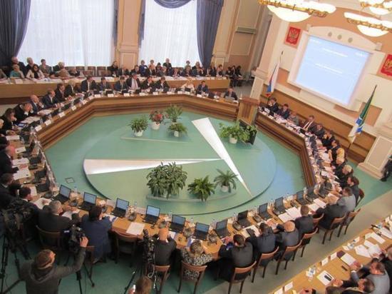 Новосибирский горсовет отклонил предложение выбирать мэра в два тура