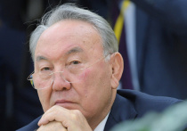 Несколько минут назад Нурсултан Назарбаев объявил, что складывает с себя полномочия президента Казахстана