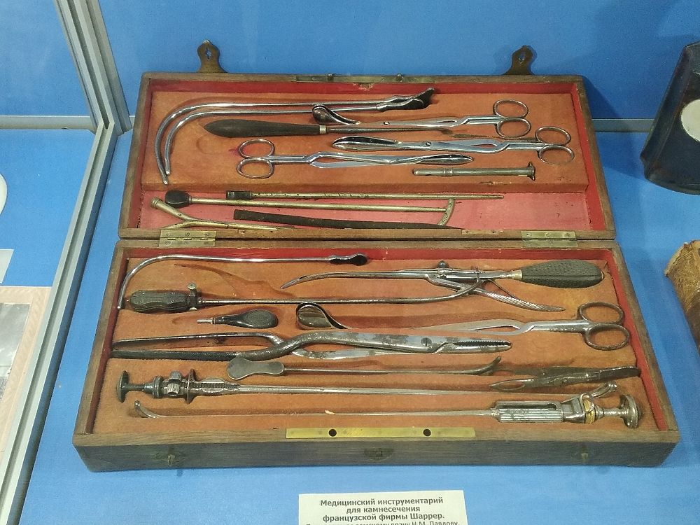 Экспонаты медицинского музея