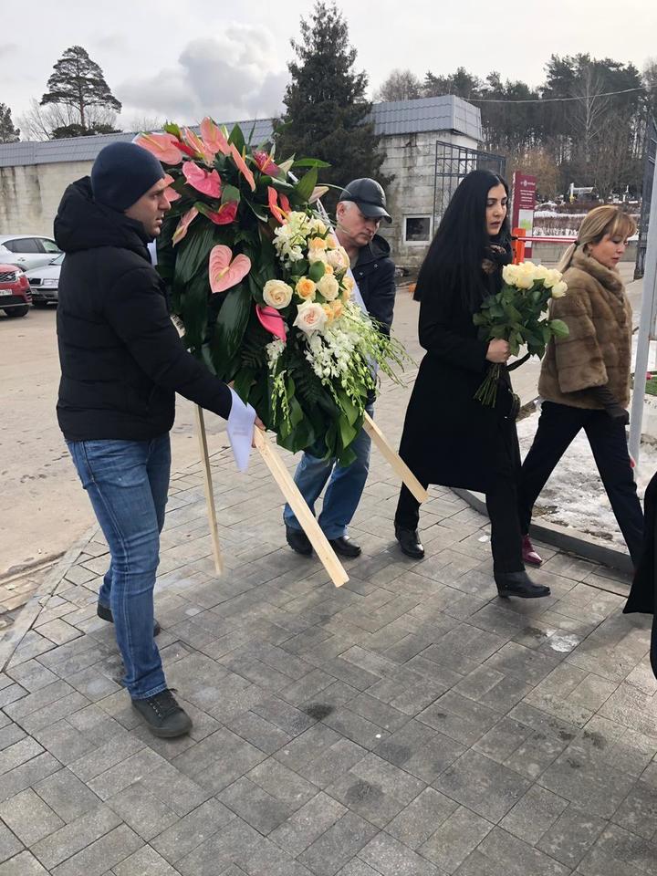 Похороны Юлии Началовой Фото В Открытом