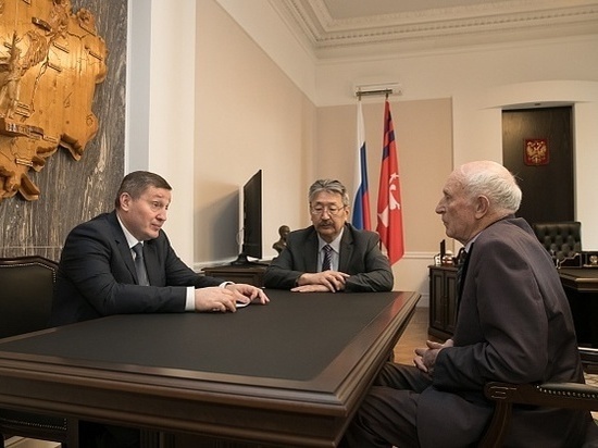Губернатор провел рабочую встречу с Валентином Жуковым
