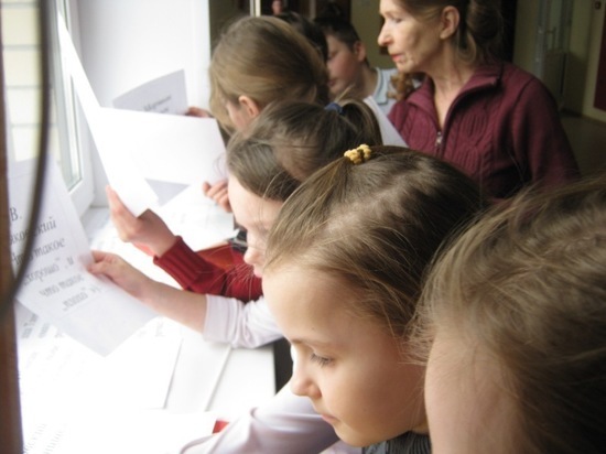 Школьники в Тверской области соревновались в узнавании поэтов