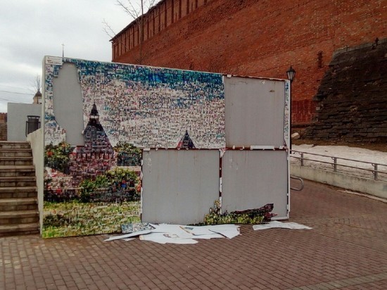 В Смоленске очередной раз разгромили арт-панно на набережной