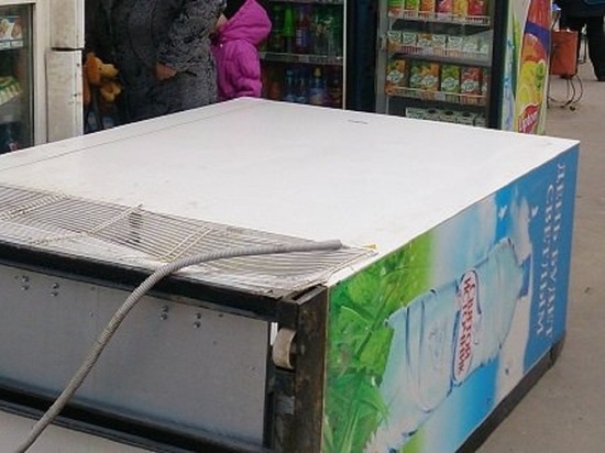 В Ярославле продавца убило холодильником