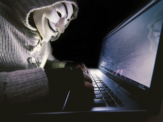 В Хакасии хакер взломал аккаунт девушки c интимными фото и занялся шантажом