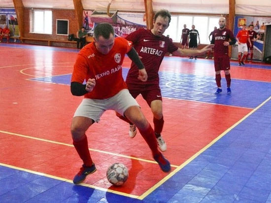 Серпуховская команда по футболу одержала победу над соперниками из Протвино