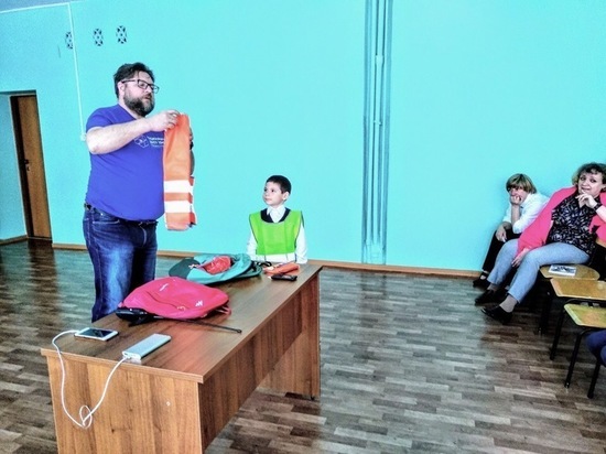 Волонтеры рязанского ПСО «Мещера» рассказали школьникам о том, что делать, если ты потерялся
