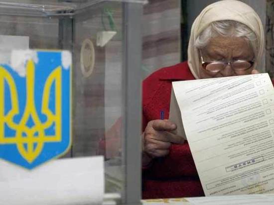 Россия отказалась от идеи направить наблюдателей на украинские выборы