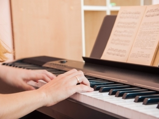 Новые пианино получат весной 50 школ искусств Волгоградской области