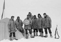 40 лет назад команда Дмитрия Шпаро первой в мире достигла Северного полюса на лыжах 