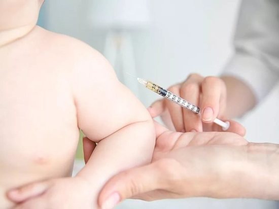 В Пионерской горбольнице малышам вводили просроченную вакцину