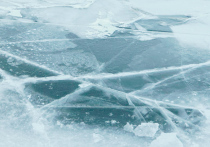 В Конаковском районе Тверской области 26 марта три рыбака вышли на тонкий, весенний лед и чуть не утонули