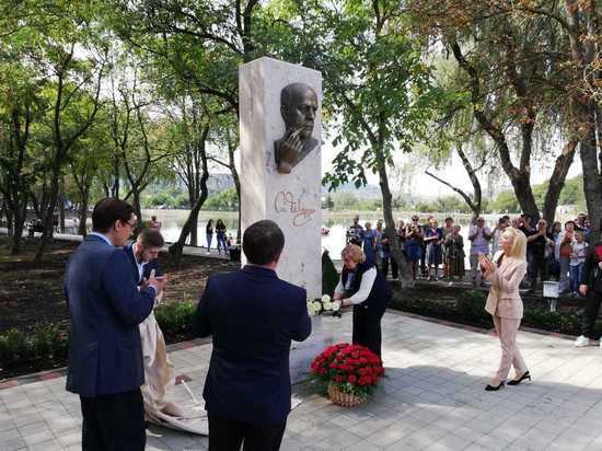 На Ставрополье чтят память знаменитого режиссера, политика, общественного деятеля