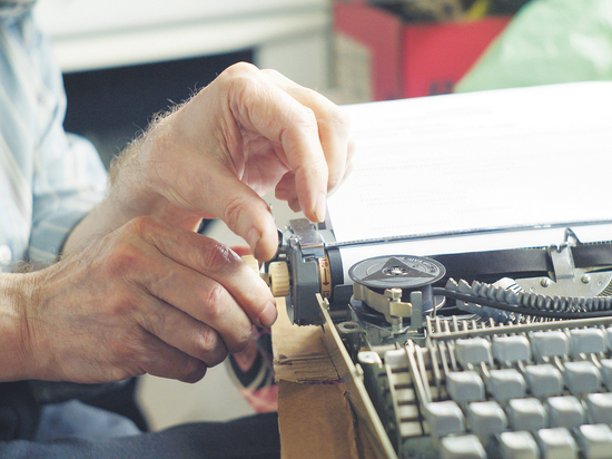 Невыдуманные истории 72-летнего Алексея Селезнева, ремонтирующего пишущие машинки