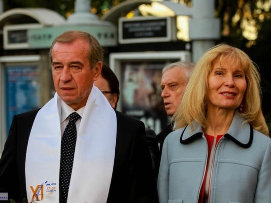 Супруга губернатора Левченко оказалась "провидицей наоборот"