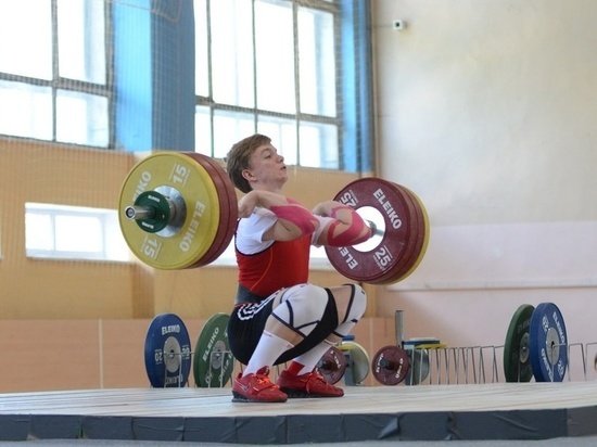 Мордовский тяжелоатлет стал лучшим на первенстве России
