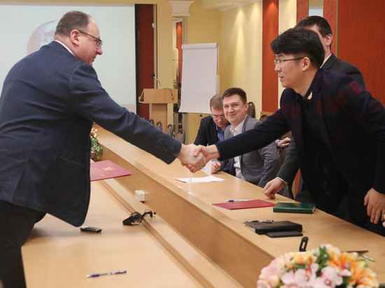 ВятГУ подписал соглашение о взаимодействии с Котельничским заводом