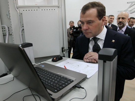 Организаторы прямого эфира с Медведевым отключили комментарии к видео