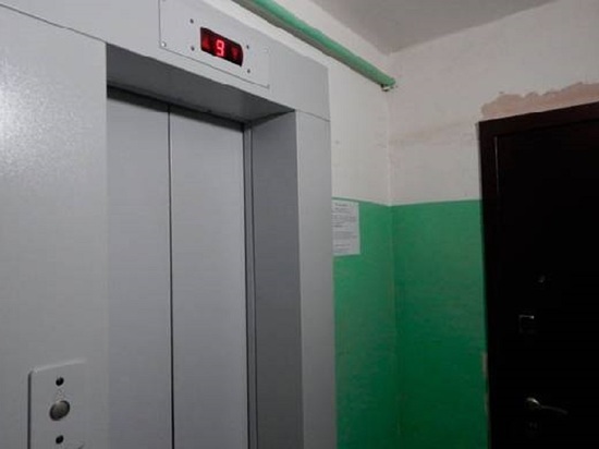 В Тамбове жильцы многоэтажки остались без лифта