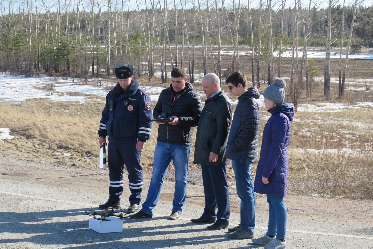 Мониторинг нарушений. Беспилотник ГИБДД Красноярск. Квадрокоптеры дорога ГИБДД.