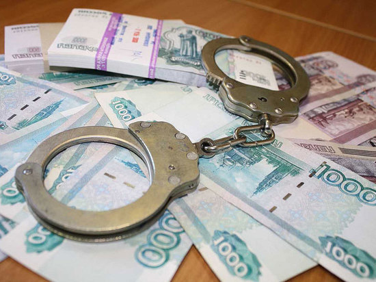 Иркутского полицейского осудили за взятку