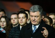 На выборах президента Украины 21 апреля пройдет второй тур, в котором будут бороться комик Владимир Зеленский и Петр Порошенко