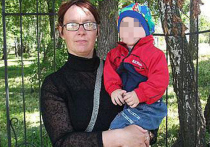 Девятилетнего сына, нуждавшегося в срочной госпитализации, оставила без присмотра мать в Новой Москве