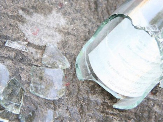 «Мгновенная карма»: Житель Черняховска украл бутылку водки в магазине и там же нечаянно разбил