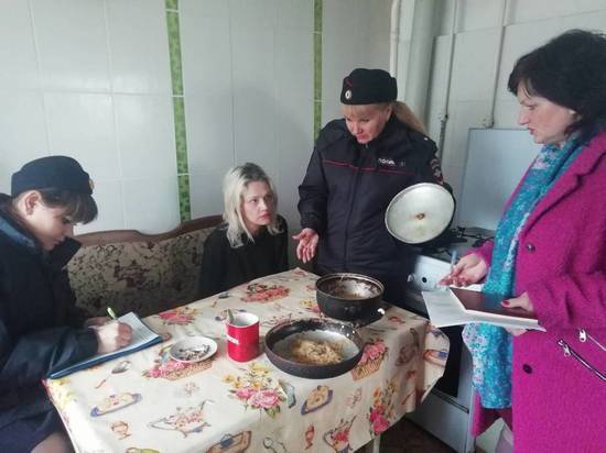 В Курске ищут детей, нуждающихся в защите