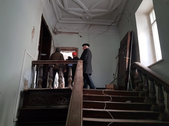 В Нижнем Новгороде начали реставрировать «шахматный дом»