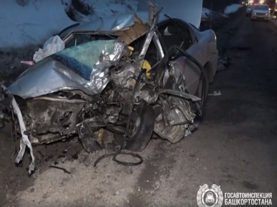 В чудовищной аварии в Башкирии погиб водитель иномарки