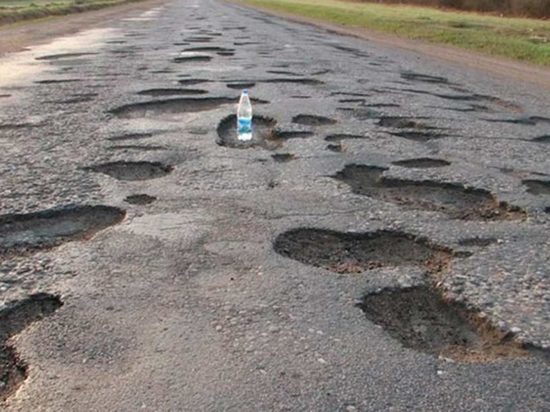 В Тверской области отремонтируют "убитую" дорогу от Вышнего Волочка