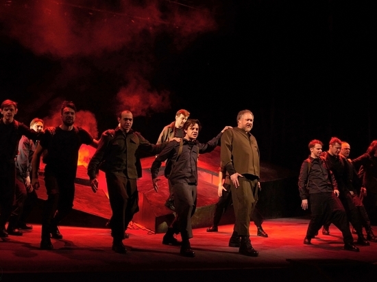 В Нижегородском театре драмы состоялась премьера спектакля «Тарас Бульба» "16+"