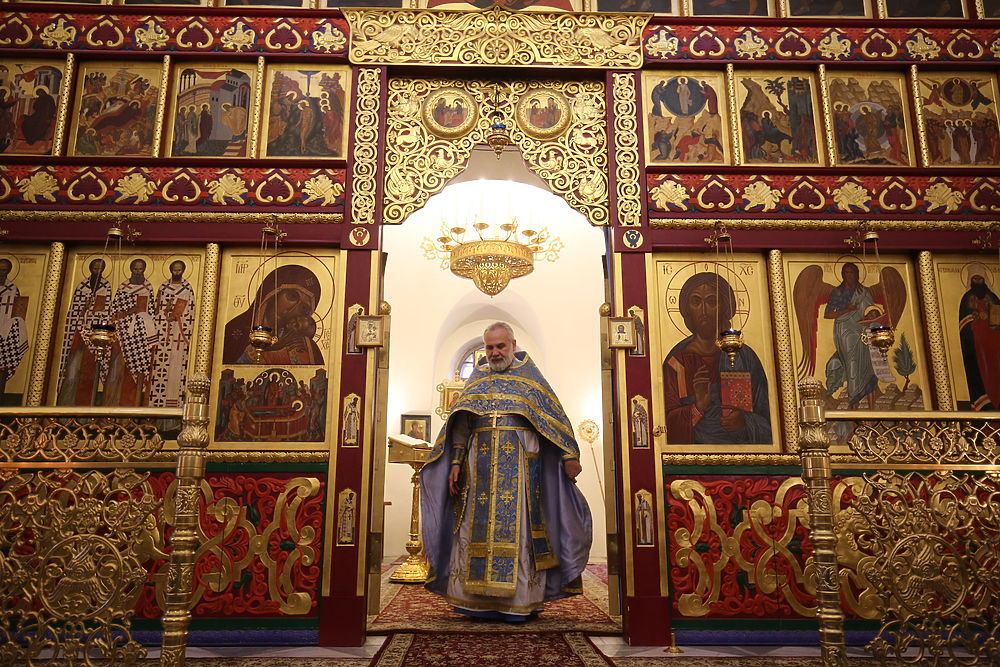 «Главный православный праздник»: красивые кадры благовещенской службы