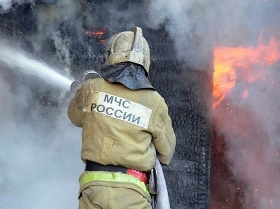 36 человек тушили пожар в частном доме в Иваново