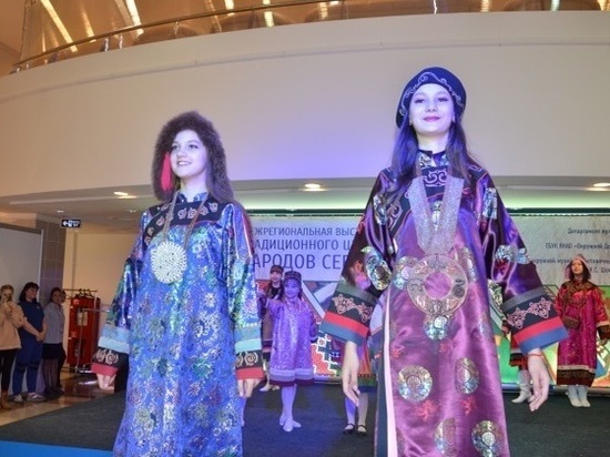В Салехарде открылась первая выставка традиционного шитья северян