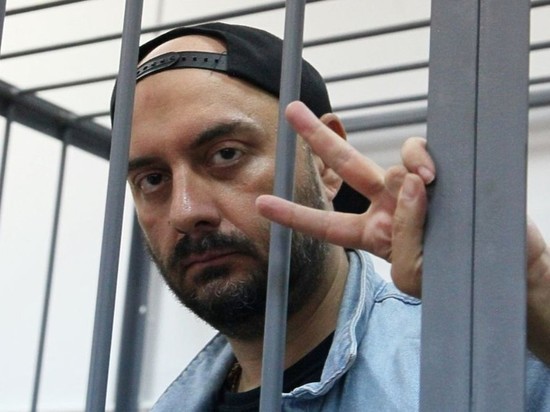 Суд отпустил Серебренникова под подписку о невыезде