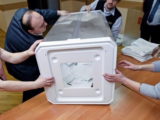 Znak: сенатор Лукин отозвал закон, ограничивающий съемку на выборах