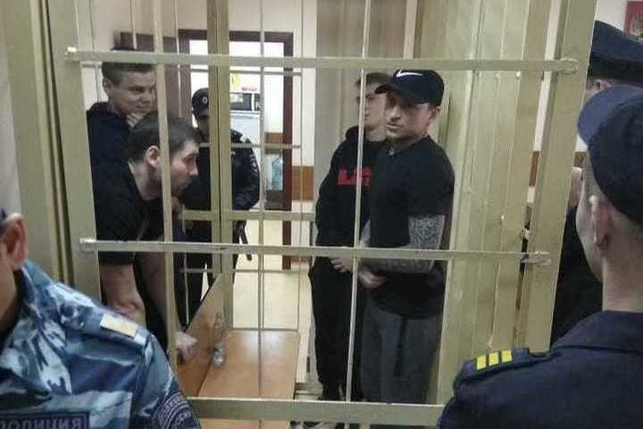 Кокорина и Мамаева доставили в суд без вещей