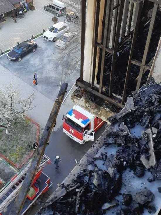 Из горящей в Новороссийке многоэтажки спасли 30 человек и 50 – эвакуировали