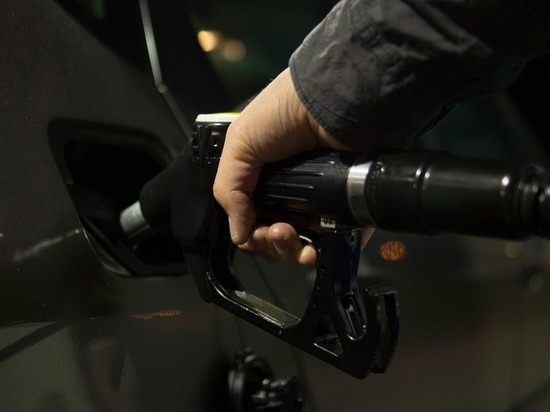 В Карелии снизилась цена на бензин