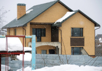 По словам главы ведомства Владимира Якушева, для строительства дома кредит должен быть таким же, как и при ипотеке для квартир